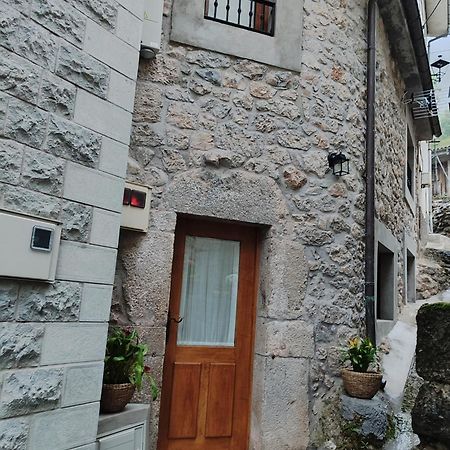 Vila La Casina De Tielve De Cabrales Dentro Del Parque Nacional Picos De Europa Exteriér fotografie