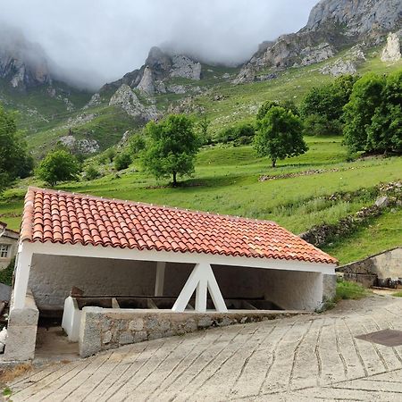 Vila La Casina De Tielve De Cabrales Dentro Del Parque Nacional Picos De Europa Exteriér fotografie